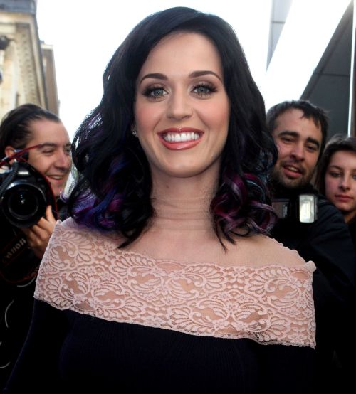 Katy Perry 03 Katy Perry želi da postane Britanka