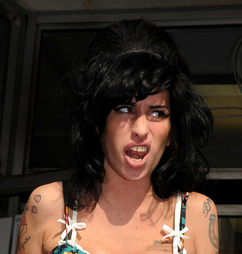 Amy Winehouse završila u bolnici SIPA 00576432 000005 Amy Winehouse završila u bolnici