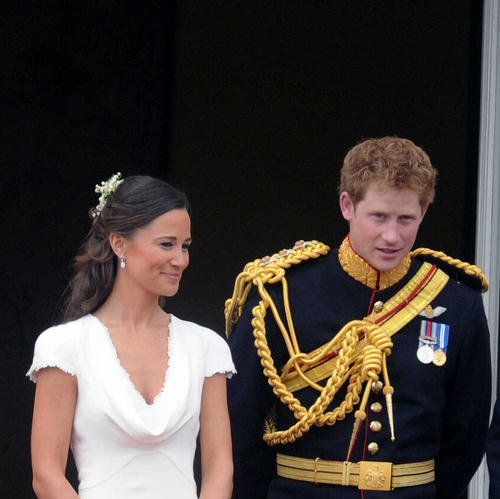 SIPA 00618296 000005 Pippa Middleton izlazi s princom Harryjem