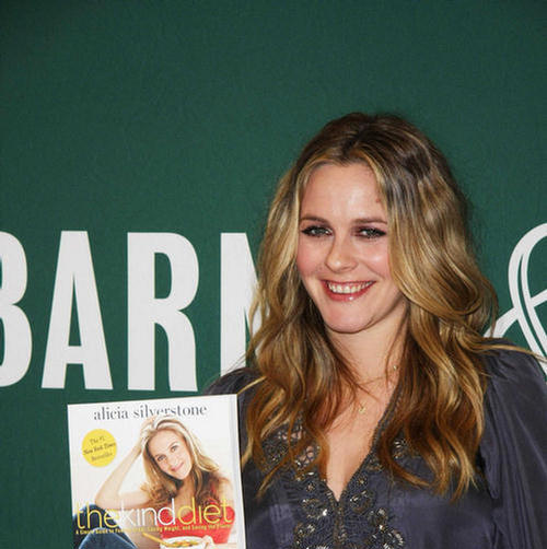 SIPA sipausa30069086 000001 Alicia Silverstone rodila sina, bebi dali ime Bear Blue