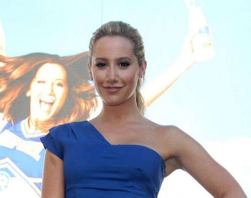 Ashley Tisdale 10 Ashley Tisdale otvorila Be Strong izazov