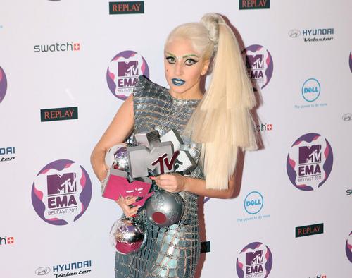 MTV EMA 2011: Lady GaGa dominirala s četiri nagrade FP_8131050_BIG_LadyGaga_MTVAwards_04_15