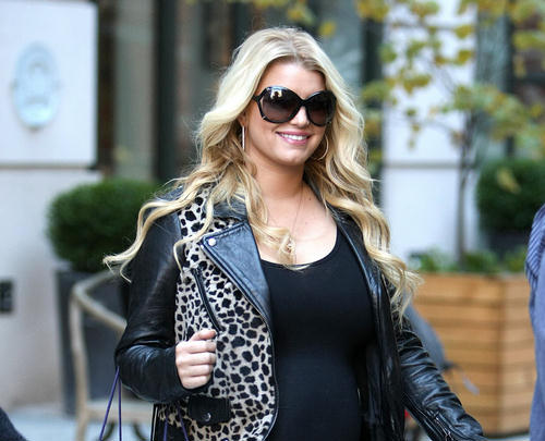 Jessica Simpson 02 Jessica Simpson: Lekar misli da bih treba da skinem štikle, ali ću i rađati u njima