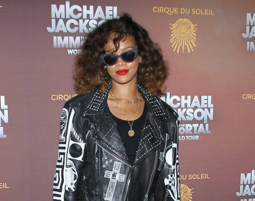 33174_Rihanna7_123_183lo 33174 Rihanna7 123 183lo Rihanna snima svoj rijaliti šou!