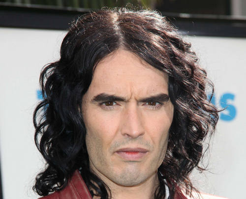 Russell Brand 011 Ne tuguje: Russell Brand već pozvao drugu devojku da se useli kod njega