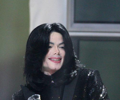 LONDON : Michael Jackson, World Music Awards 2006. SIPA 00536986 000001 Neobavljeni stihovi Michaela Jacksona idu na aukciju