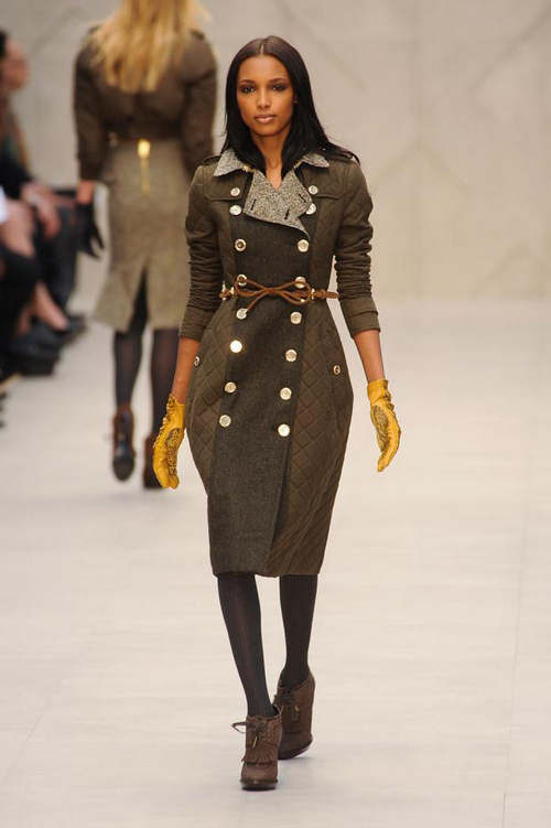Kolekcija Burberry Prorsum unosi mladalački šarm na London fashion week